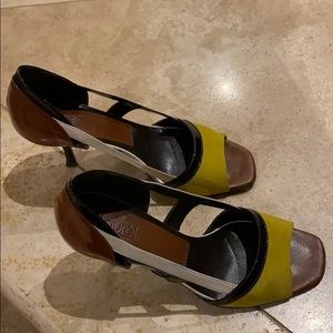 Laurel Open toe shoes
